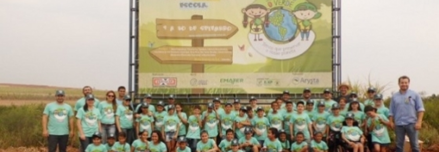 Alunos do PR e MS participam das ações do Semeando o Verde