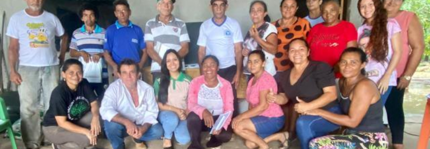 Agroextrativistas em curso de frutas em Marianópolis