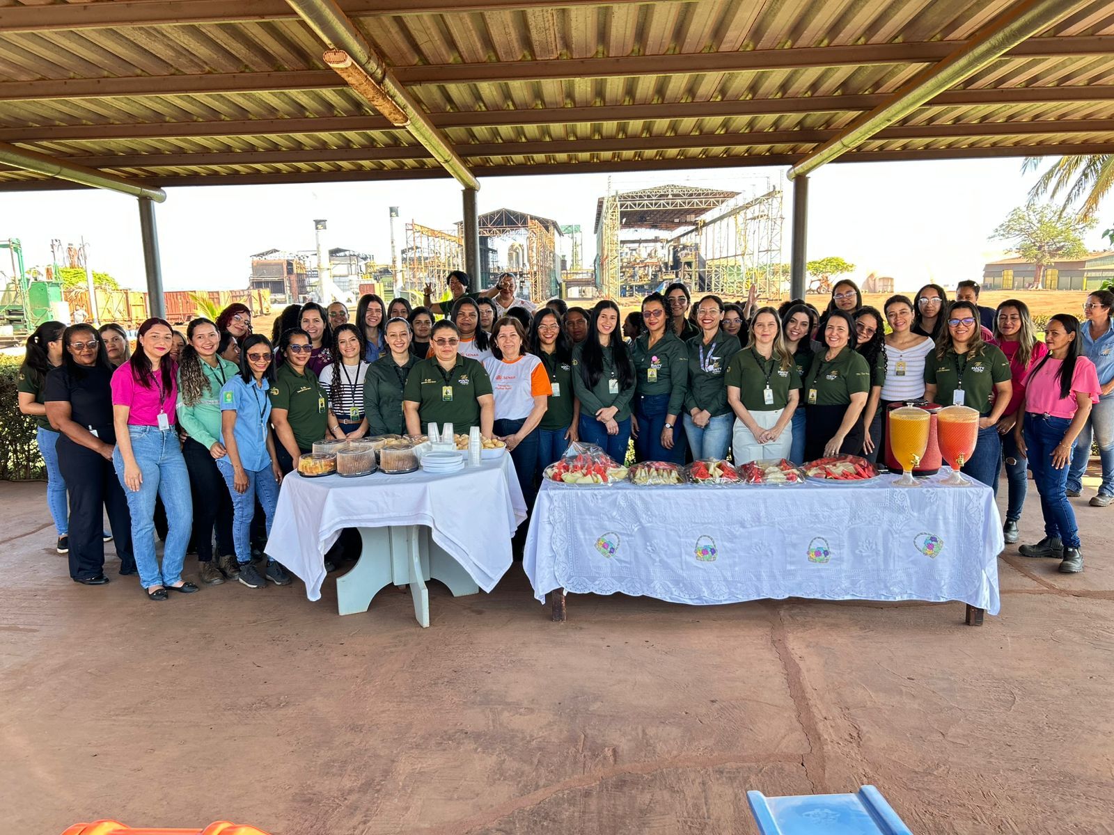 Senar e Maity unem forças no ‘Outubro Rosa’ e reforçam compromisso com a saúde e valorização da mulher