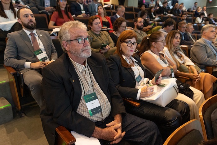 Evento reuniu especialistas para debater o potencial da agroenergia