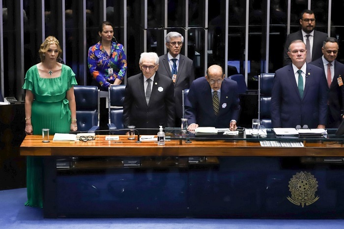 Ana Elisa Almeida é a primeira mulher a presidir o Conselho Federal de Medicina Veterinária