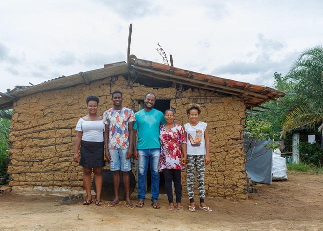 Primeira casa construída no sítio.