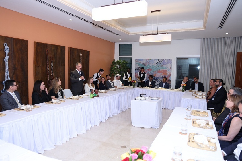 CNA e Embaixada do Brasil em Abu Dhabi promovem aproximação entre agro brasileiro e empresários árabes