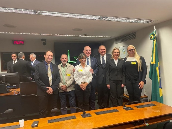 Reunião com deputado Arnaldo Jardim