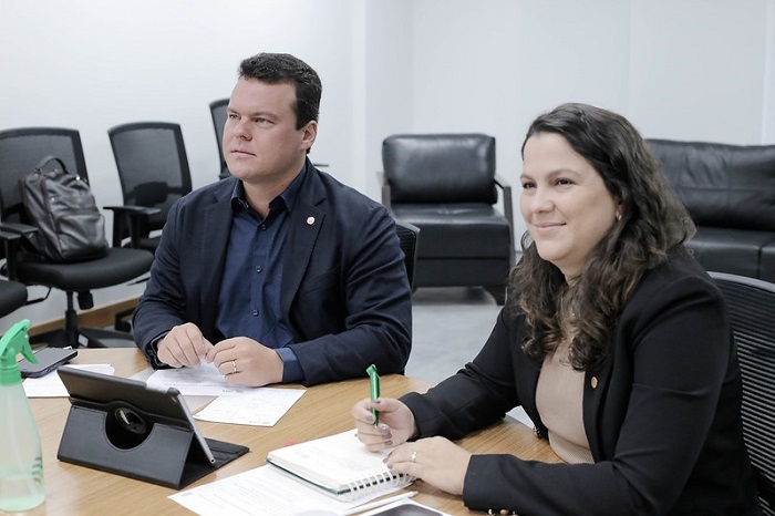 David Schmidt e Jordana Girardello