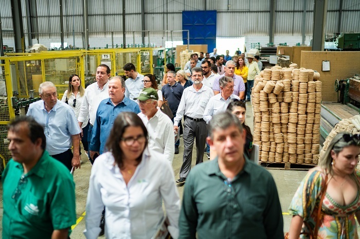 Grupo conheceu o processo de beneficiamento do sisal