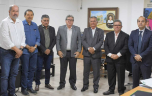 Mário Borba apresenta demandas do setor agropecuário ao governador João Azevedo