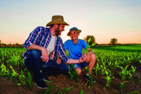 Campanha do Sistema FAEP/SENAR-PR celebra o Dia do Agricultor
