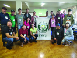 Herdeiros do Campo capacita produtores cooperados do Sicredi