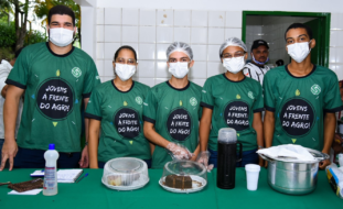 Aprendizes do curso de Administração Rural realizam Feira de Empreendedorismo em usina
