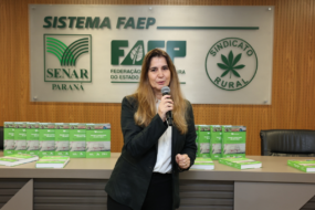Livro traz apontamentos de aplicação prática e imediata, diz pesquisadora