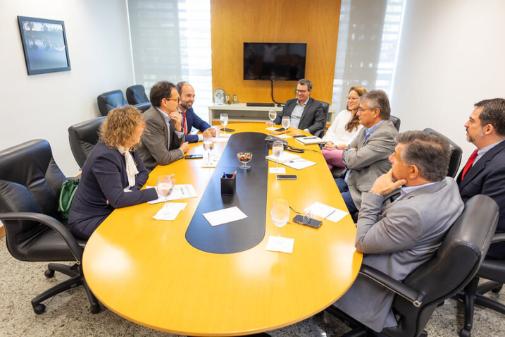 53689582375 8440b16fb4 c