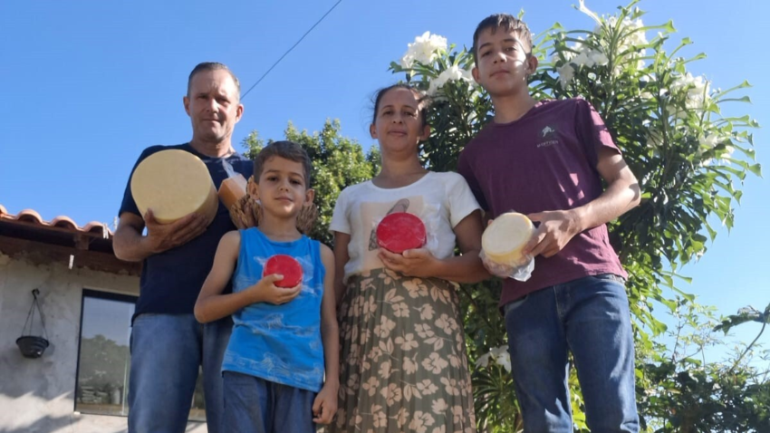 Elzilene producao de queijo