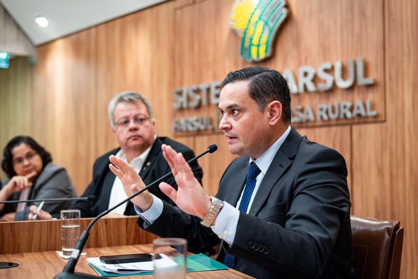 CNA debate impactos da reforma tributária no agro em seminário na Farsul