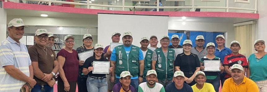 Senar Amazonas realiza reunião de encerramento da turma de fruticultura do programa de ATeG, em Codajás