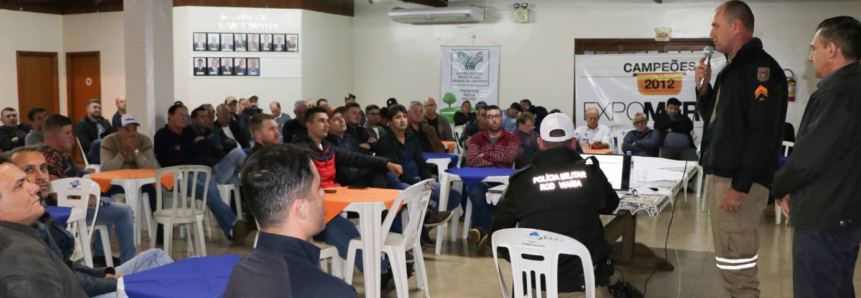 Seminário debate educação para o trânsito no transporte de máquinas agrícolas