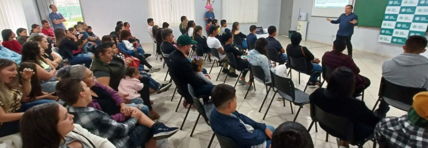 Evento integra alunos, familiares e educadores em escola do meio rural