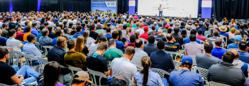 Seminário da ATeG valoriza cadeia produtiva da bovinocultura de leite