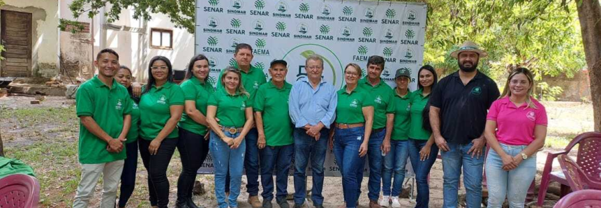 Programação da solenidade reuniu dezenas de pessoas que participaram de palestras, exposição e almoço em comemoração