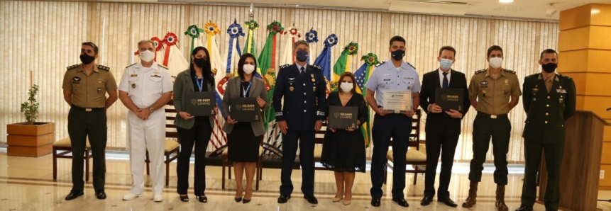 Senar/SC recebe homenagem por serviços prestados ao Projeto Soldado-Cidadão