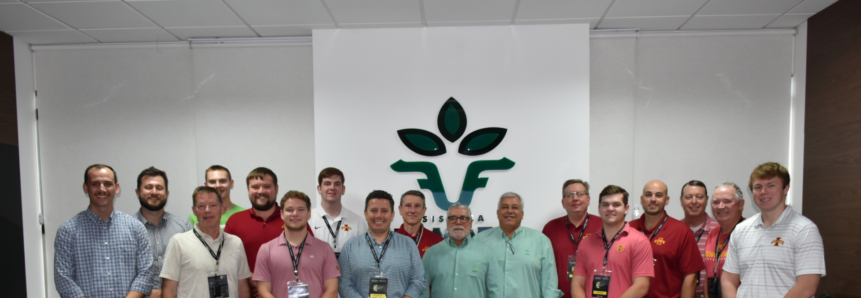 Produtores e estudantes da Iowa (EUA) visitam Famato