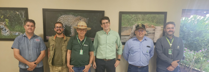 Sistema Famato visita projeto de convivência entre pecuária, turismo e onças no Pantanal