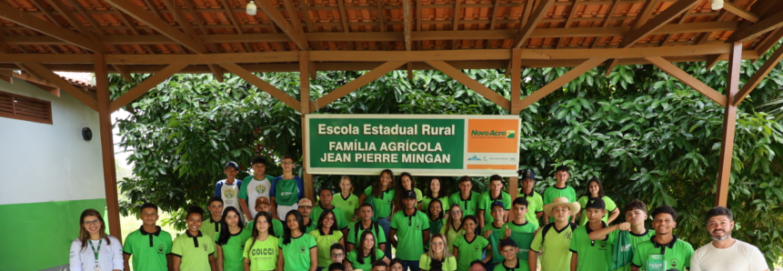 Senar - AC realiza encontro com estudantes da Escola Agrícola de Acrelândia