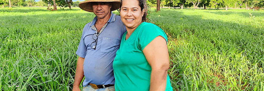 Com um ano de Assistência Técnica e Gerencial, casal de produtores quintuplica produção de leite