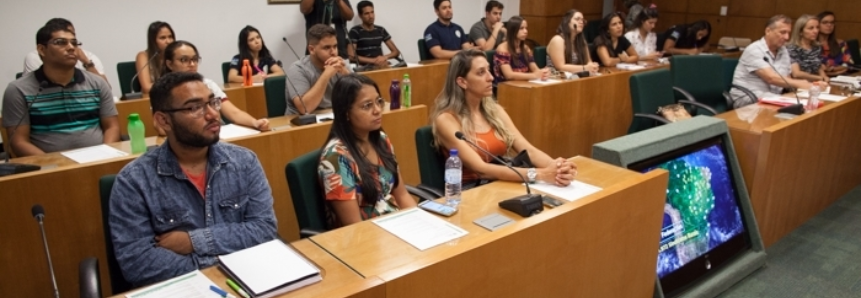 Estudantes de gestão do agronegócio conhecem o Sistema CNA/Senar