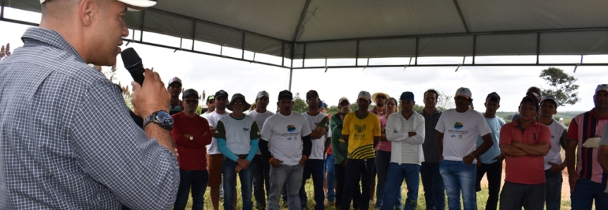 Produtores da Assistência Técnica discutem produção do sorgo