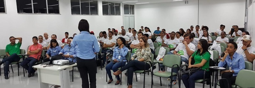 Alunos dão início à formação no Curso Técnico de Nível Médio em Fruticultura, em Juazeiro