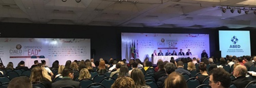 Evento debate inovações e desafios para a educação a distância