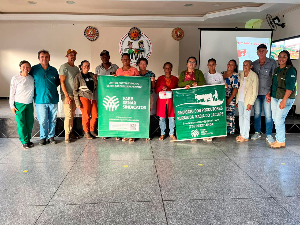 Primeiros socorros para apicultoras pautam ação do Programa Saúde no Campo, do Senar Bahia