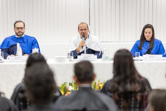 Matheus Ferreira, André Sanches (microfone), Daiane Nobrega