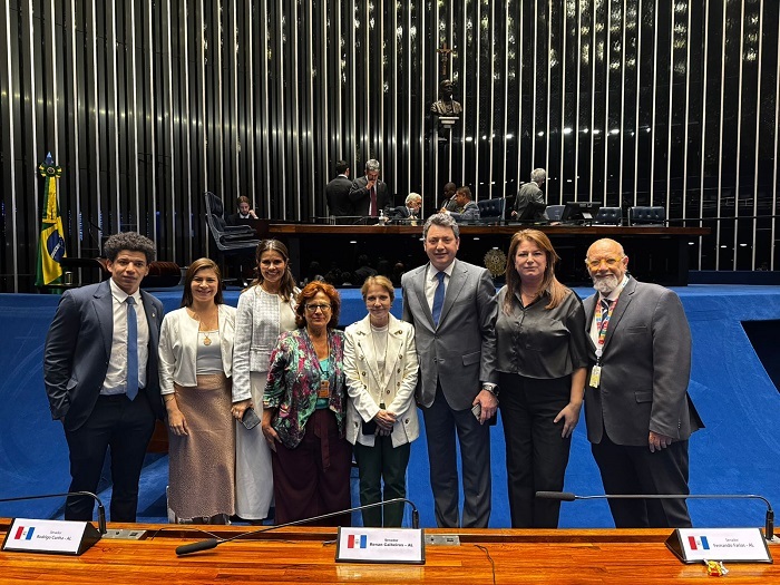 Parlamentares e entidades do setor celebram aprovação