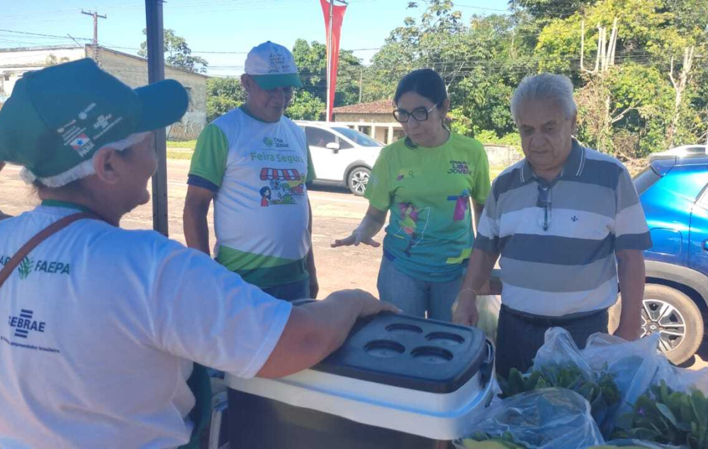 Presidente da Faepa Visita Feira