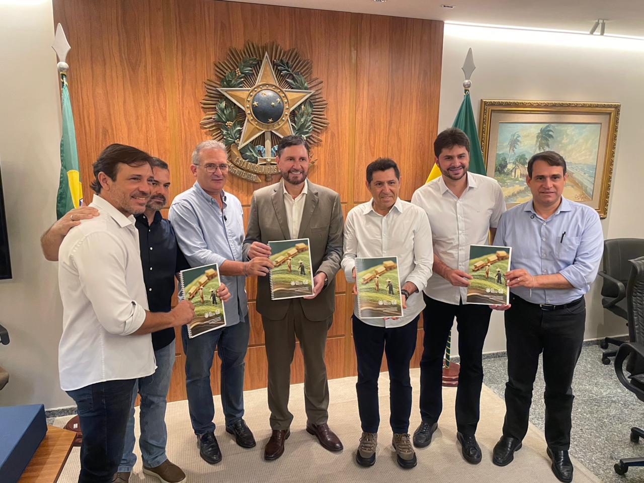 Faec entrega propostas do agro à Assembleia Legislativa do Ceará