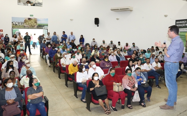 Coordenador do SFB/MAPA, Fernando Castanheira, durante sua apresentação