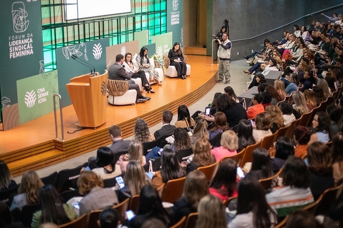 Painel abordou cenário político brasileiro