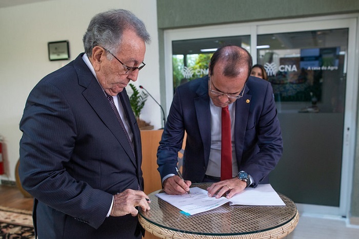 João Martins, presidente da CNA, e André Sanches, diretor-geral da Faculdade CNA