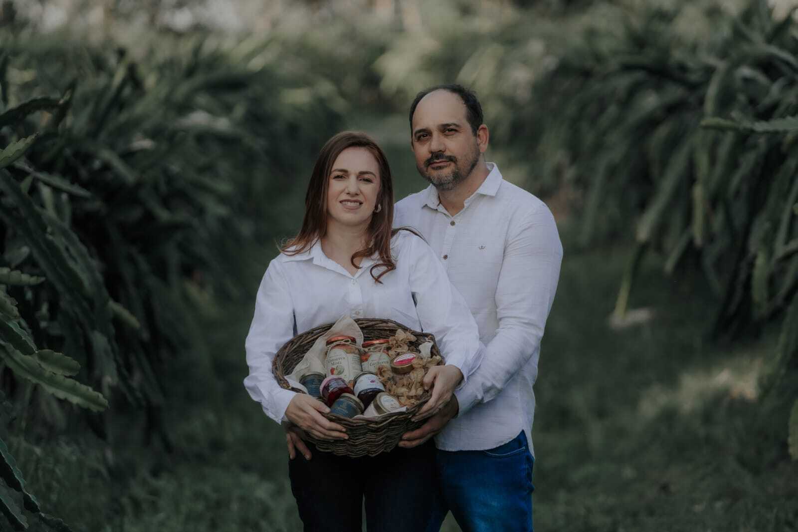 Raquel Doneda e Jilierme dos Santo, de Bela Vista da Caroba