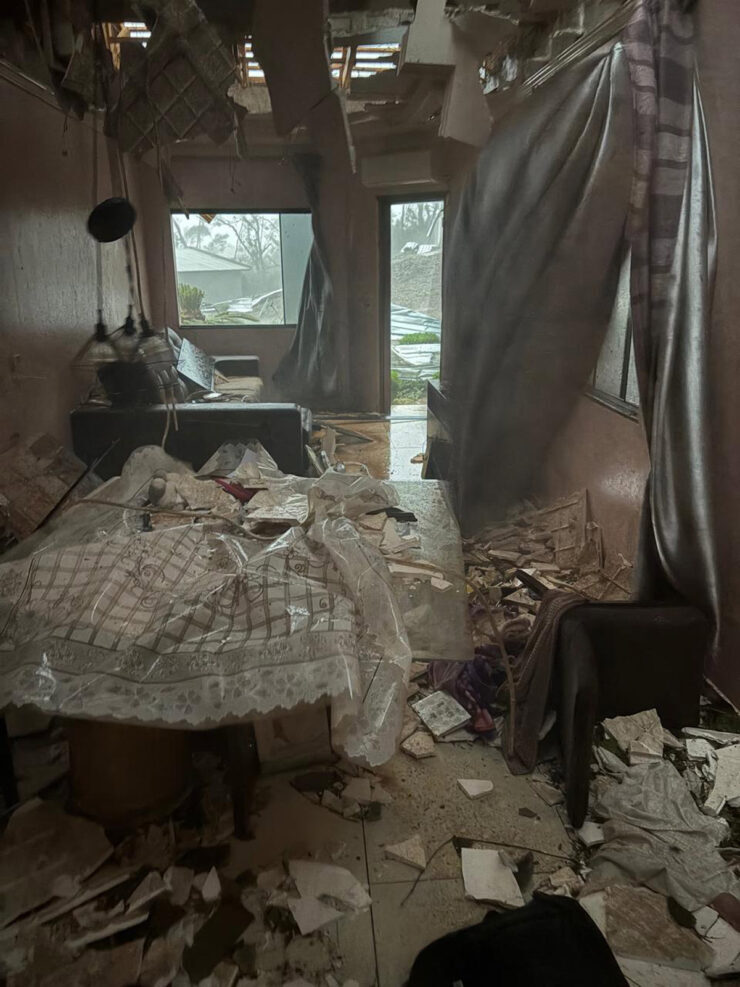 Até mesmo residências foram danificadas pelo tornado, um dos mais intensos já registrados no Paraná