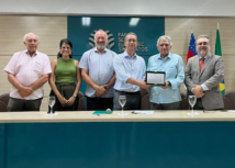 Professor agrônomo José Ferreira é homenageado em solenidade no auditório da Faea
