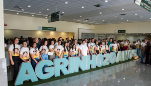 Cerimônia de premiação do Programa Agrinho reúne centenas de alunos e professores no Centro de Eventos do Ceará