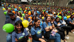 30 anos do Agrinho: Sistema FAEP reúne 3,3 mil estudantes na Ópera de Arame, em Curitiba