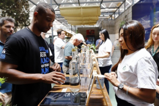 Público vota para escolher melhor cachaça do Prêmio Brasil Artesanal
