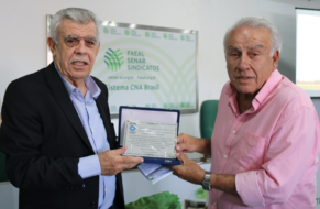 Presidente da Faeal é homenageado pela Seagra no Dia do Engenheiro Agrônomo