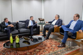 Presidente da CNA recebe visita do governador de Mato Grosso do Sul