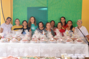 Mulheres em Dois Irmãos recebem treinamento para produção de doces