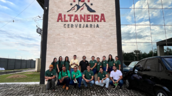 Alunos do curso técnico do Senar /AC aprendem sobre subproduto de cervejaria utilizado na bovinocultura local